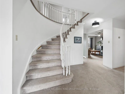 41 Laurentian Lane - 5