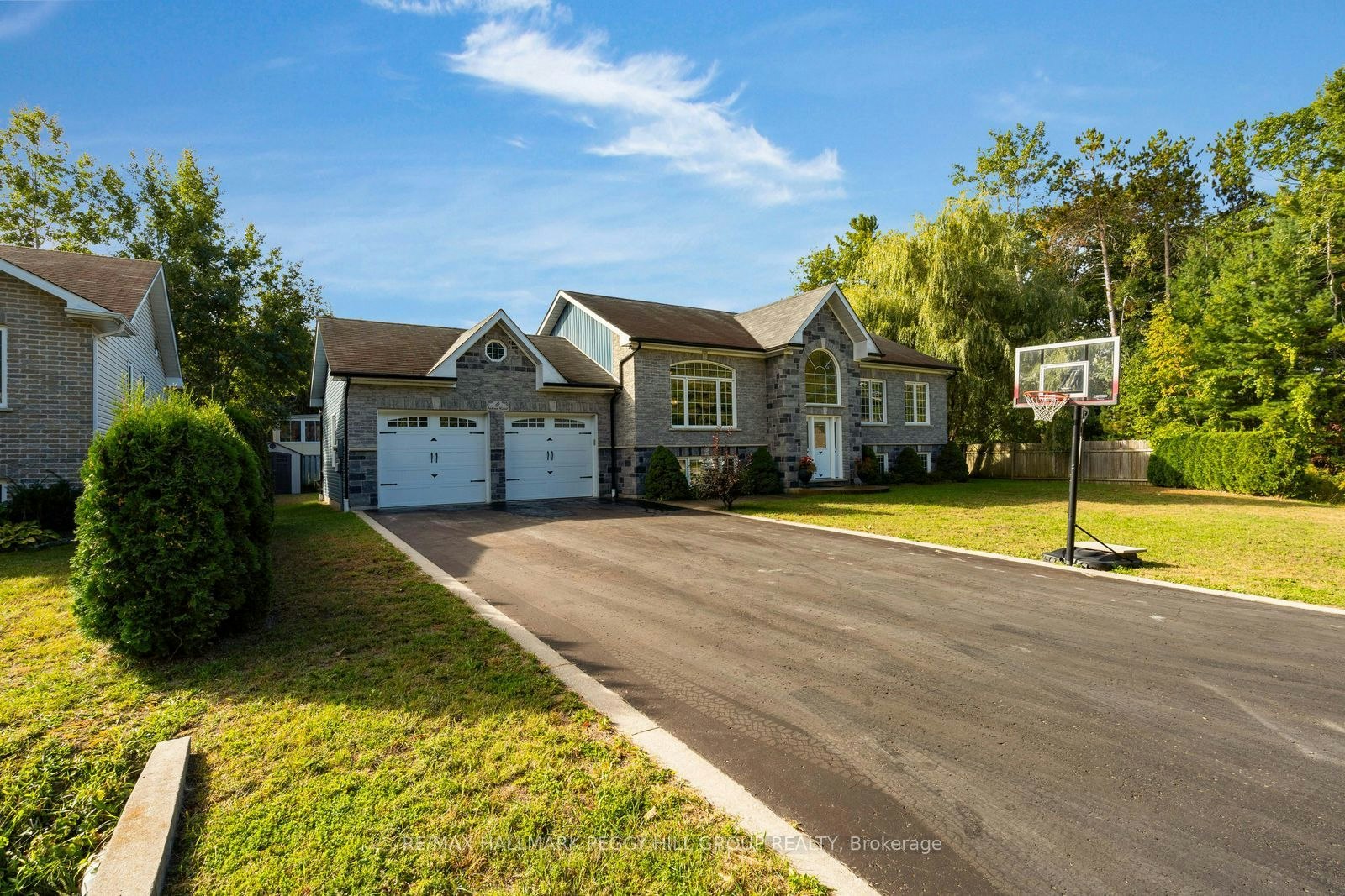 4 Fatima Court, Wasaga Beach, ON, L9Z 1K9