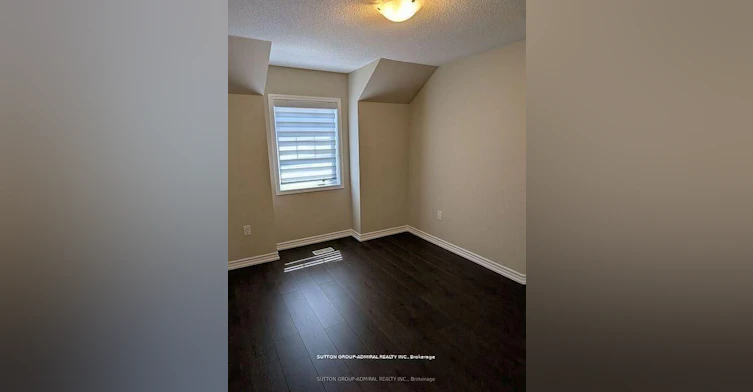 23 Hills Thistle Drive, Wasaga Beach, ON, L9Z 0J3 - 17