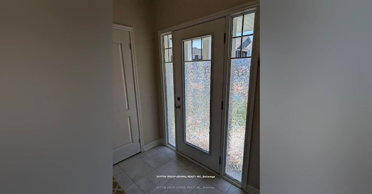 23 Hills Thistle Drive, Wasaga Beach, ON, L9Z 0J3 - 3