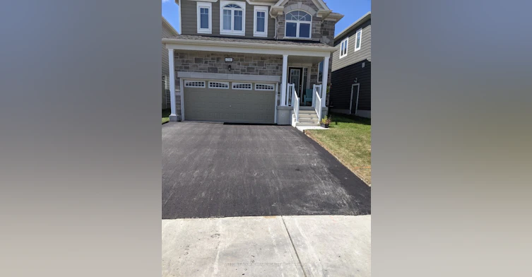 23 Hills Thistle Drive, Wasaga Beach, ON, L9Z 0J3 - 2