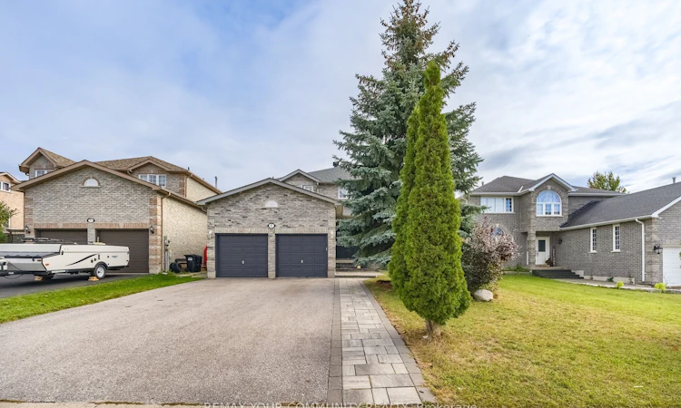 21 Silvercreek Crescent