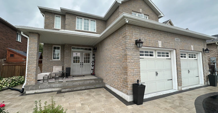 142 Summerset Drive, Barrie, ON, L4N 6G5