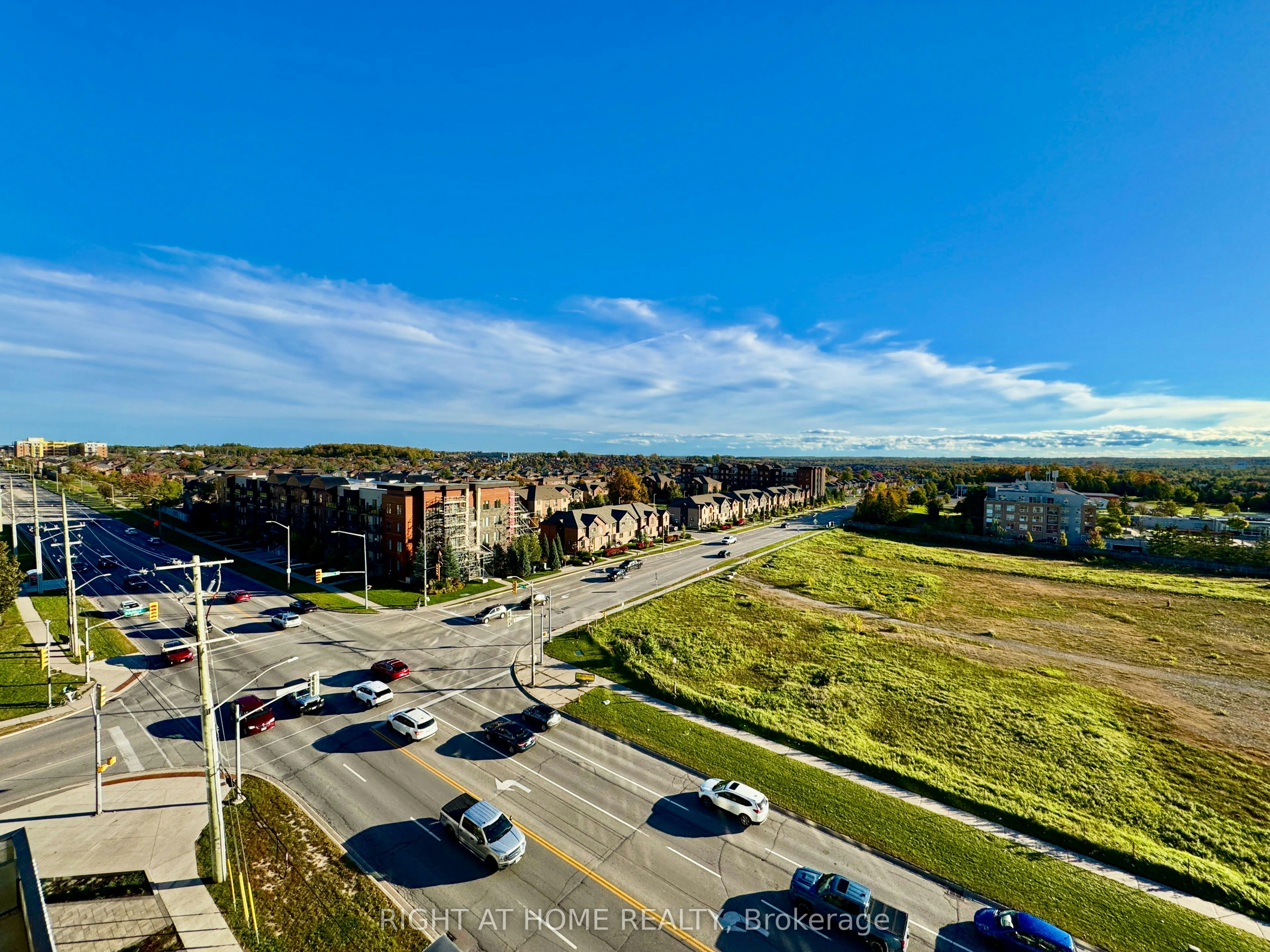 708-681 Yonge Street, Barrie, ON, L9J 0K1 - 6