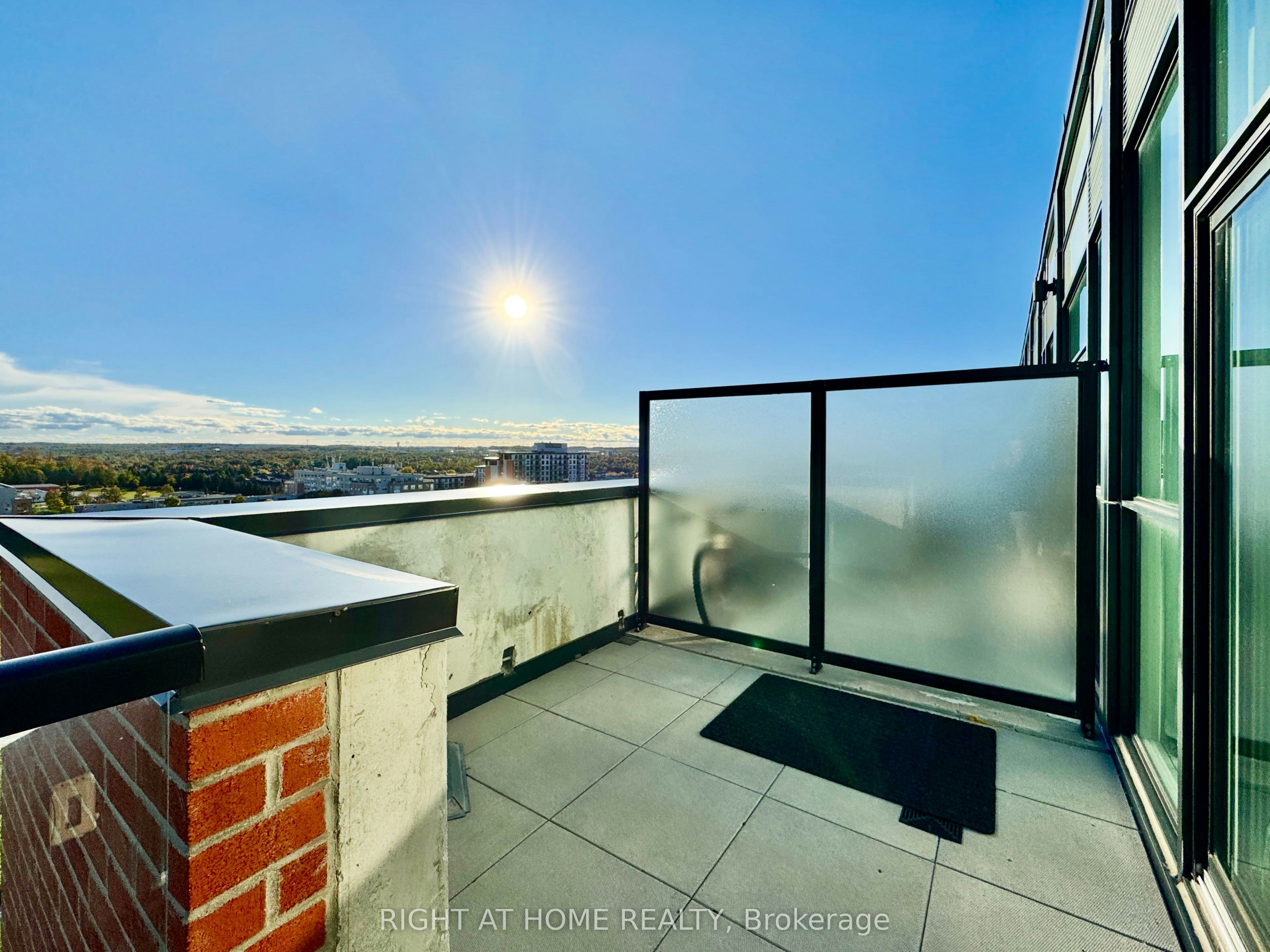 708-681 Yonge Street, Barrie, ON, L9J 0K1 - 7