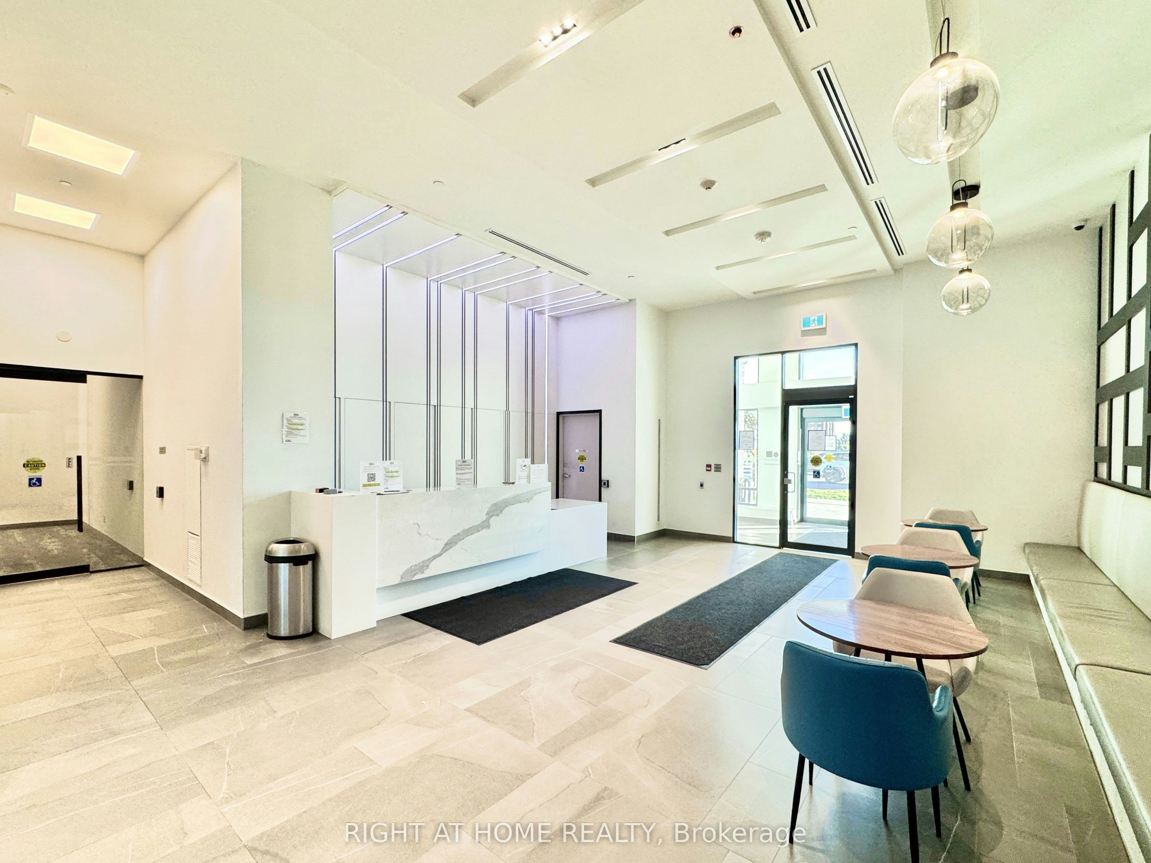 708-681 Yonge Street, Barrie, ON, L9J 0K1 - 14