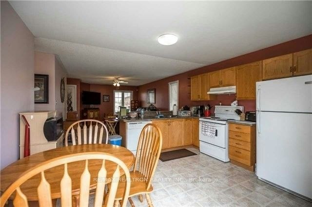 A-49 Hanmer Street E, Barrie, ON, L4M 6V3 - 4