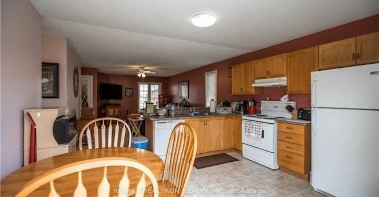 A-49 Hanmer Street E, Barrie, ON, L4M 6V3 - 4