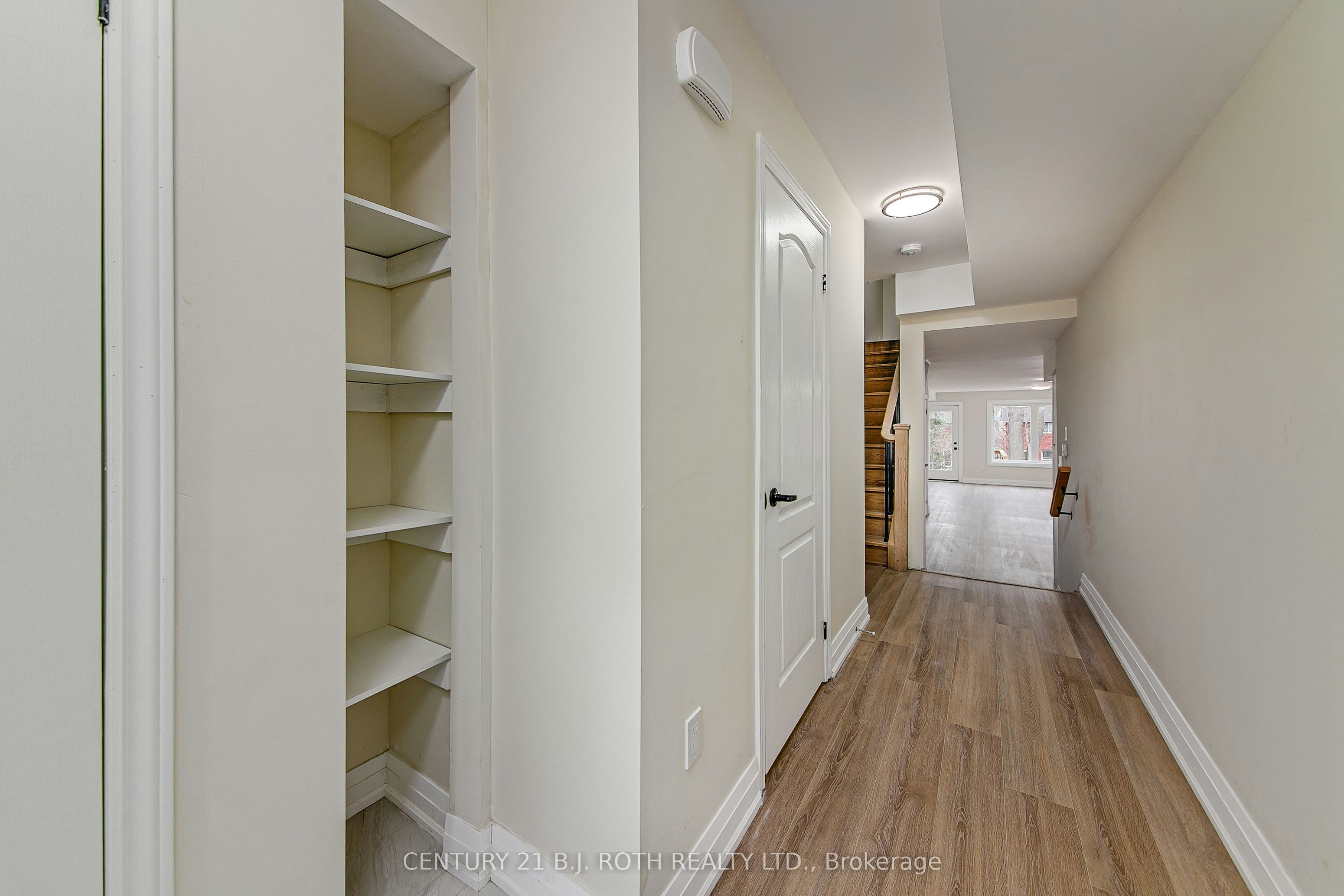6-98 Peel Street, Barrie, ON, L4M 3K7 - 3