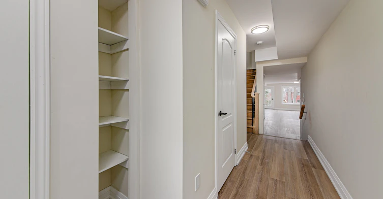 6-98 Peel Street, Barrie, ON, L4M 3K7 - 3