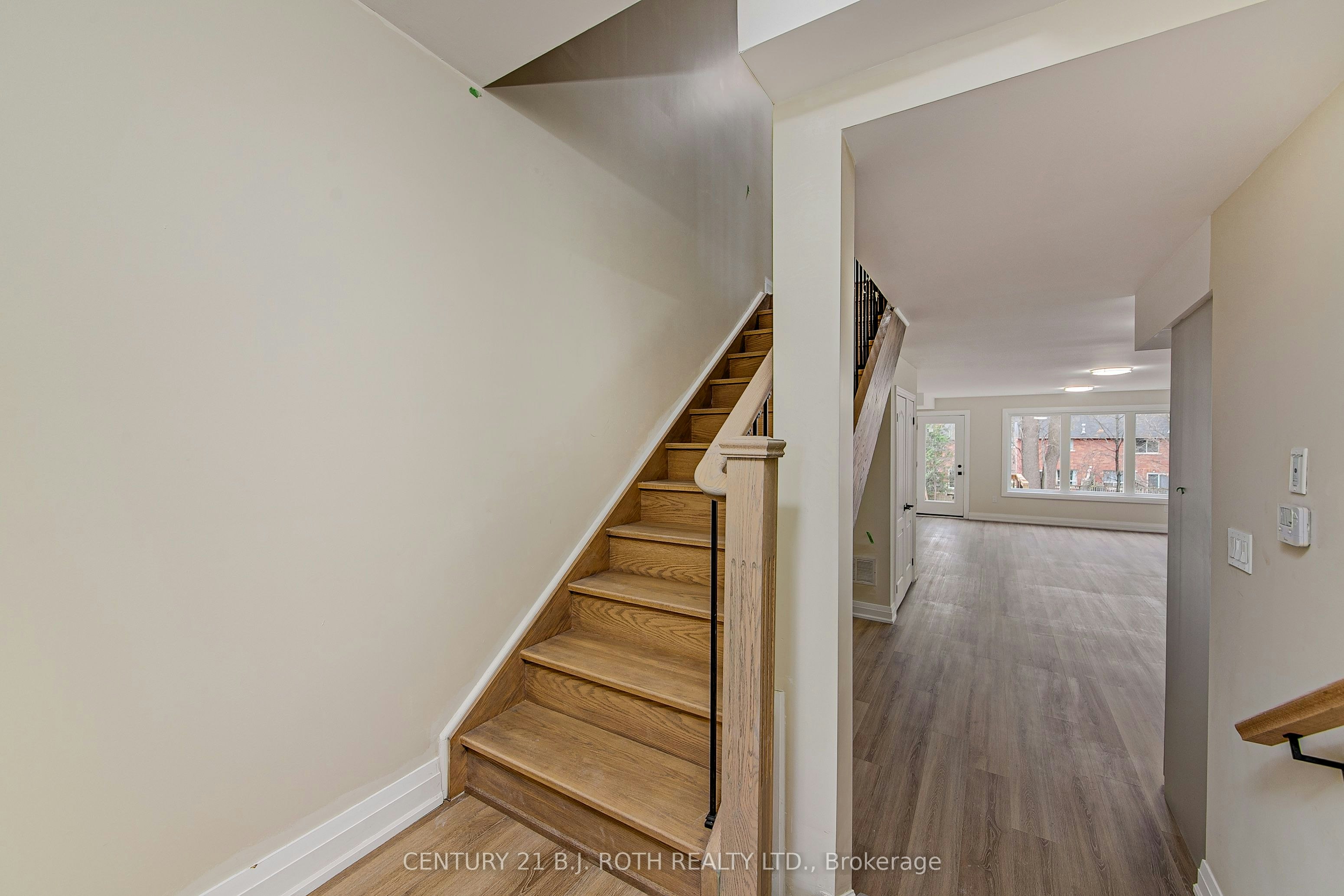 6-98 Peel Street, Barrie, ON, L4M 3K7 - 5