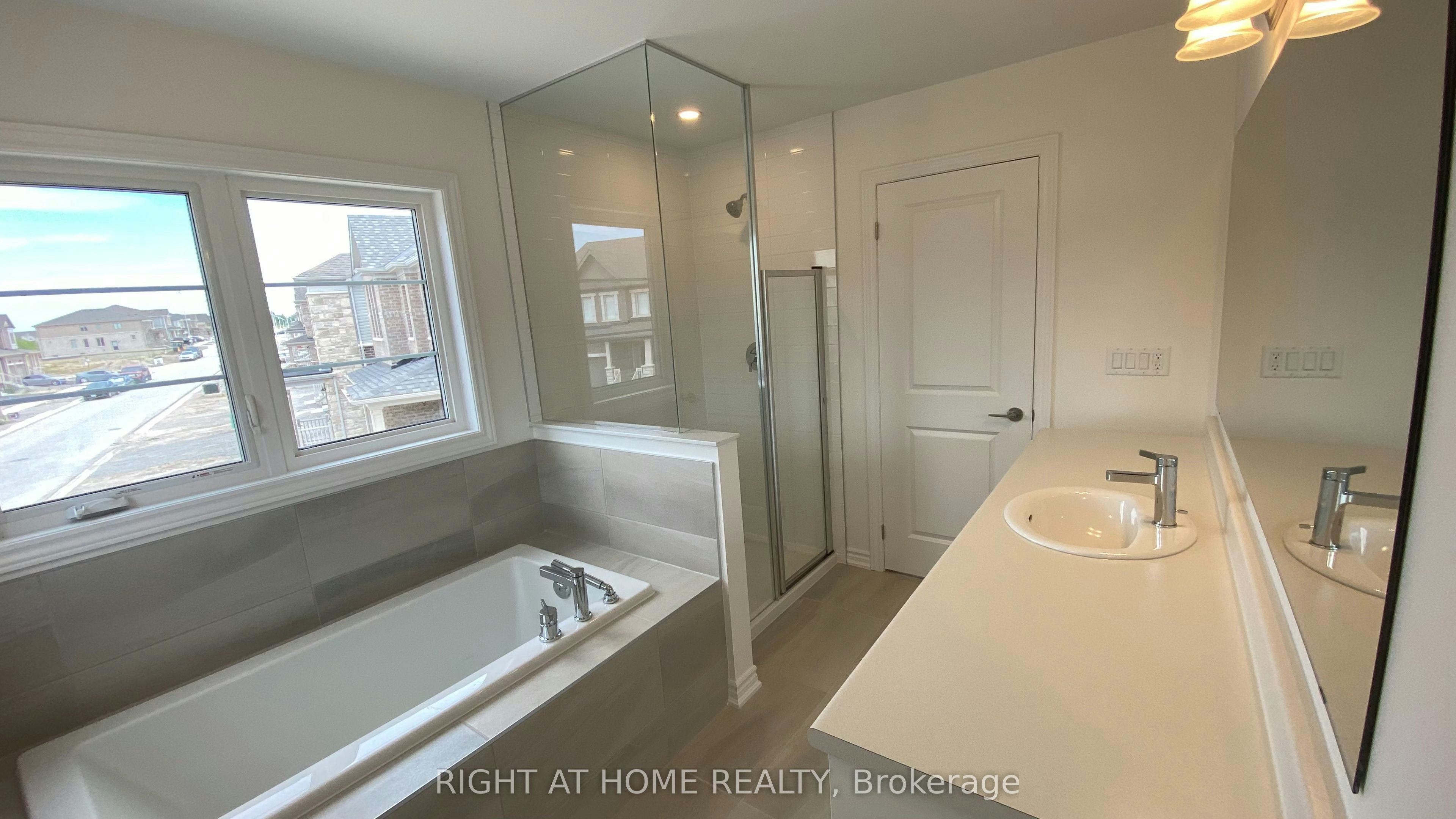245 Madelaine Drive, Barrie, ON, L9S 2Z4 - 13