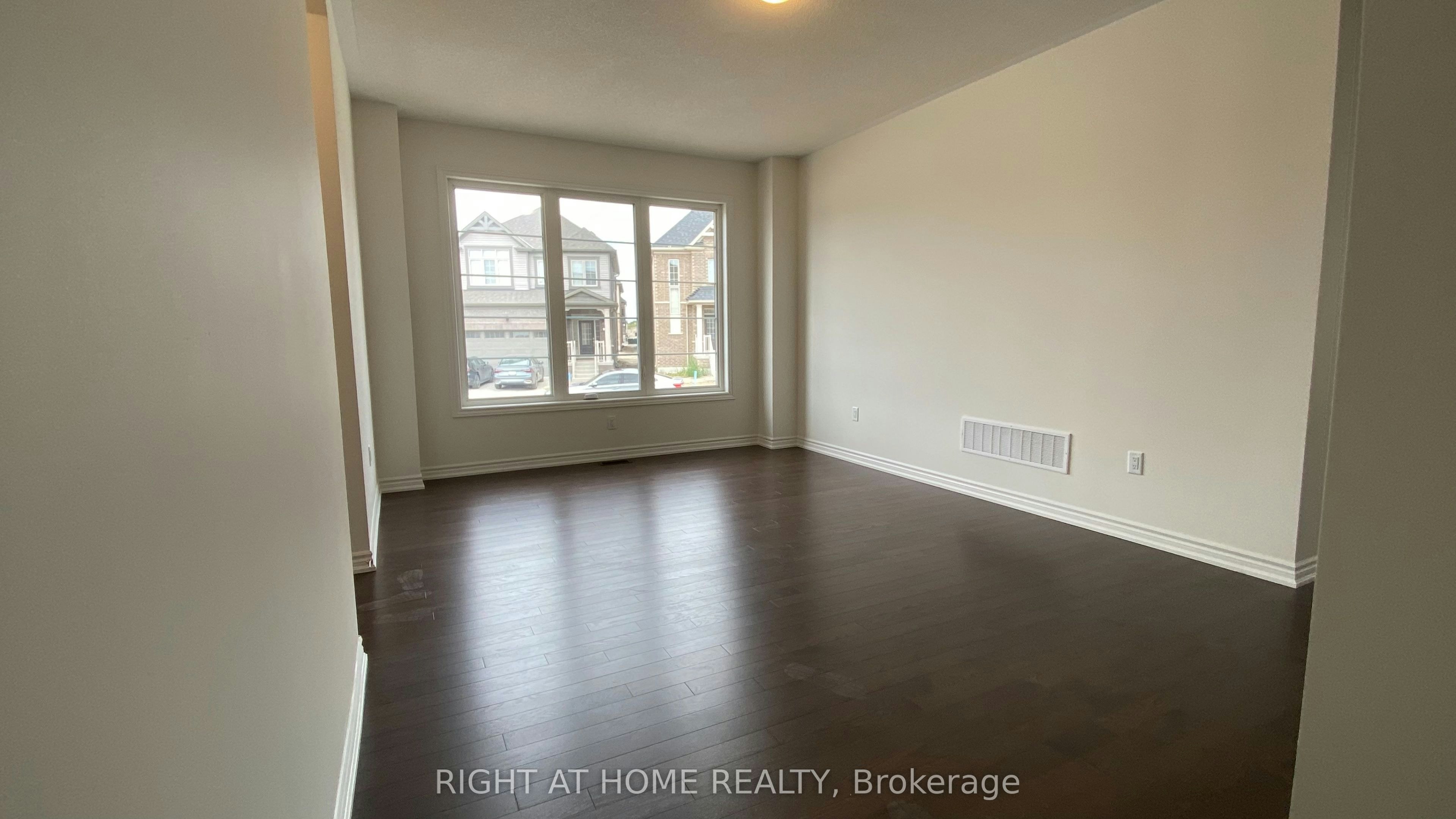 245 Madelaine Drive, Barrie, ON, L9S 2Z4 - 3