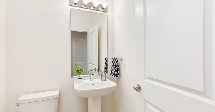 22 Simona Avenue, Wasaga Beach, ON, L9Z 0L4 - 17
