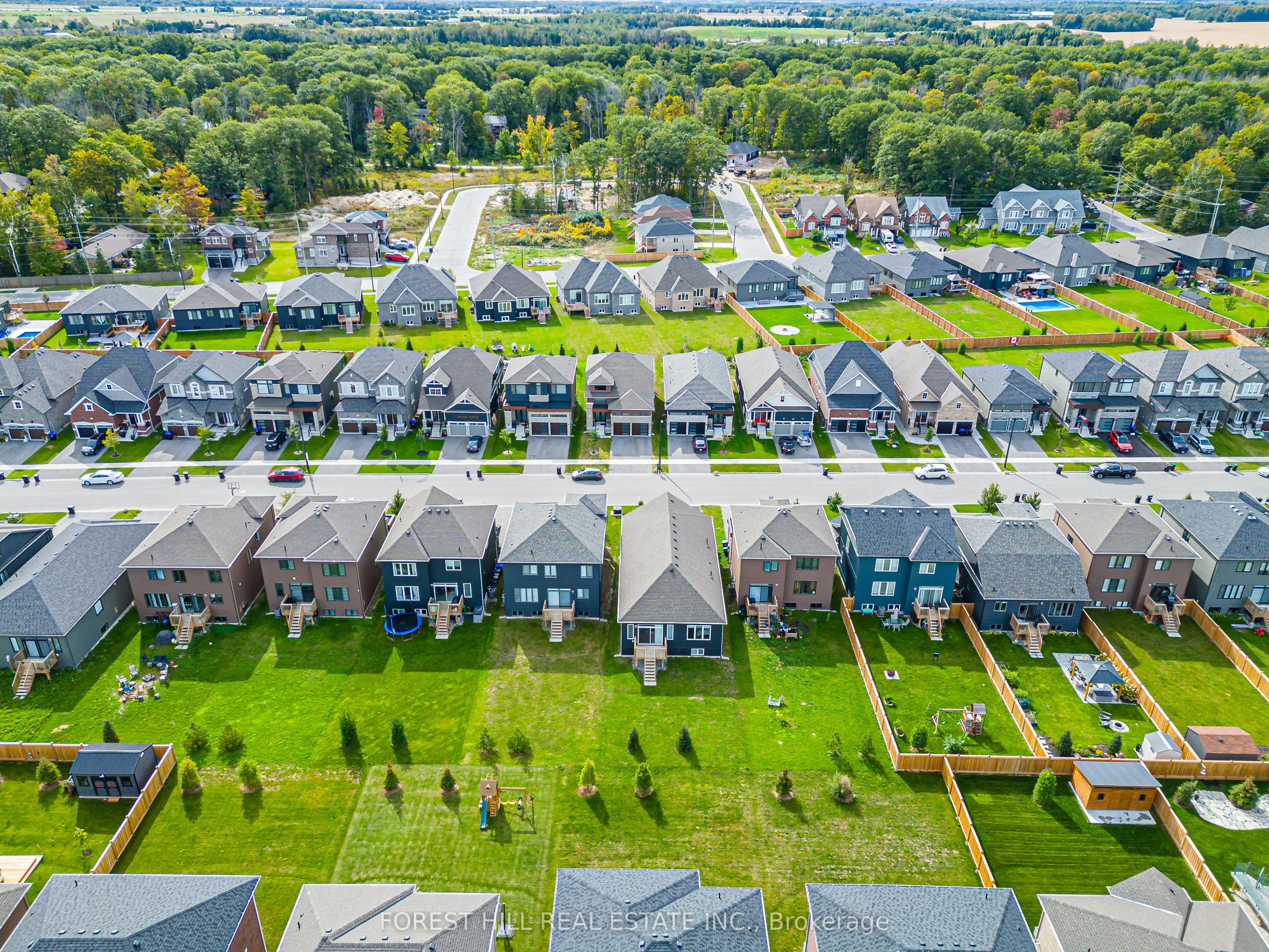 22 Simona Avenue, Wasaga Beach, ON, L9Z 0L4 - 10