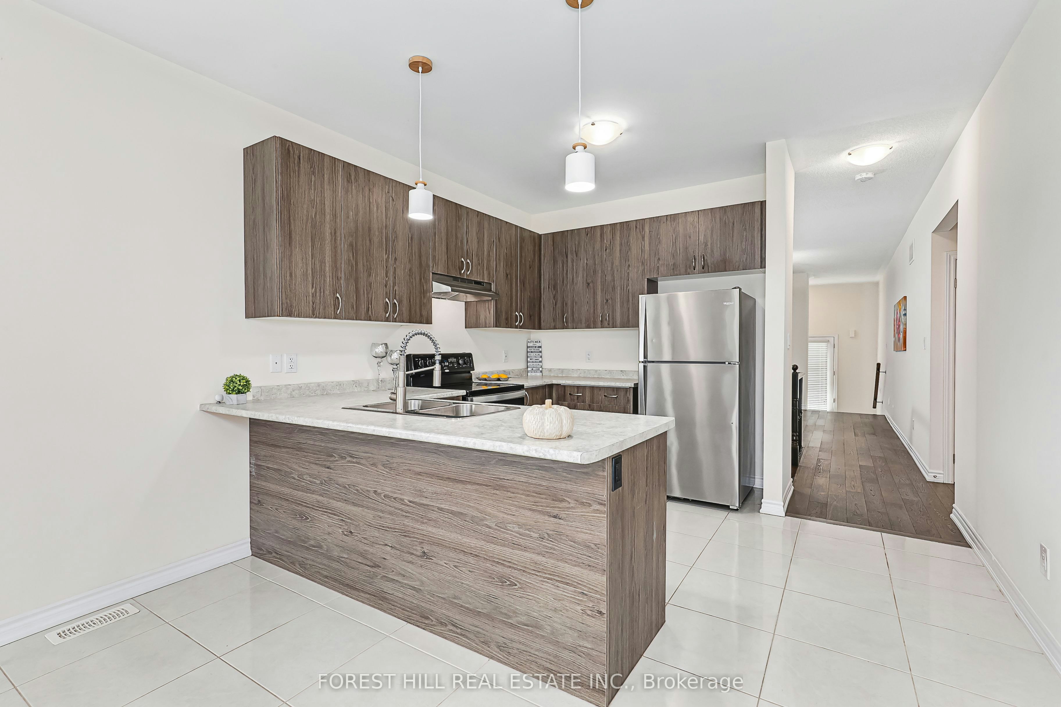 22 Simona Avenue, Wasaga Beach, ON, L9Z 0L4 - 19