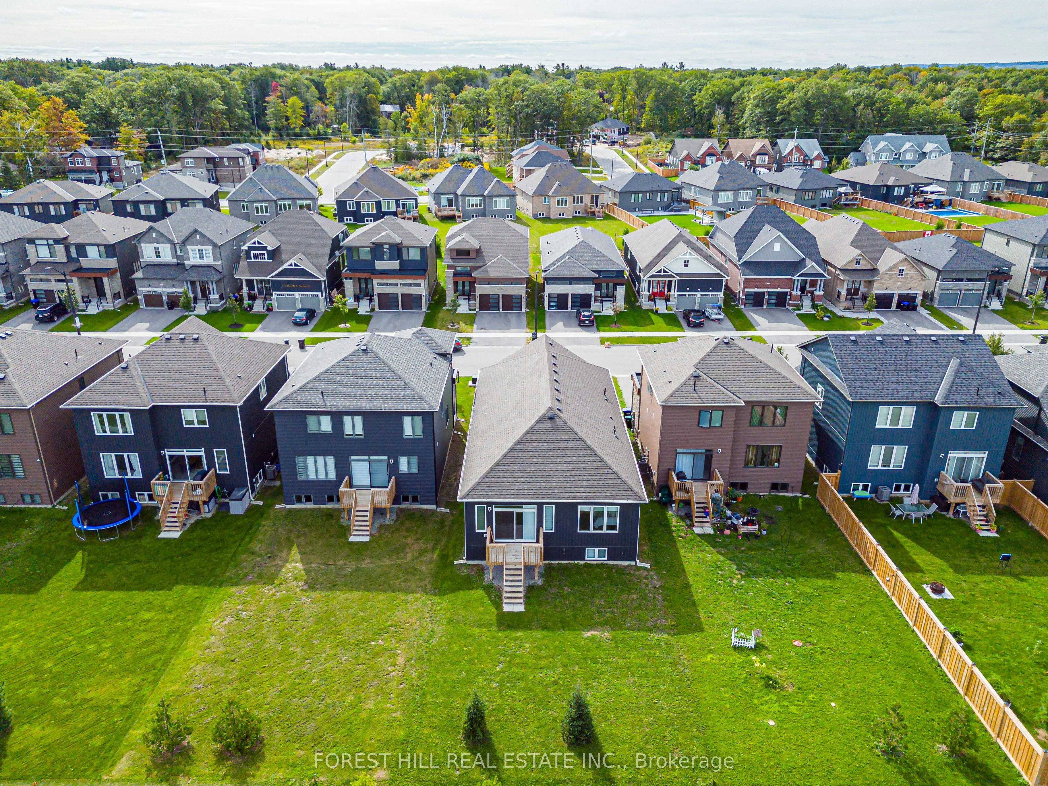 22 Simona Avenue, Wasaga Beach, ON, L9Z 0L4 - 7
