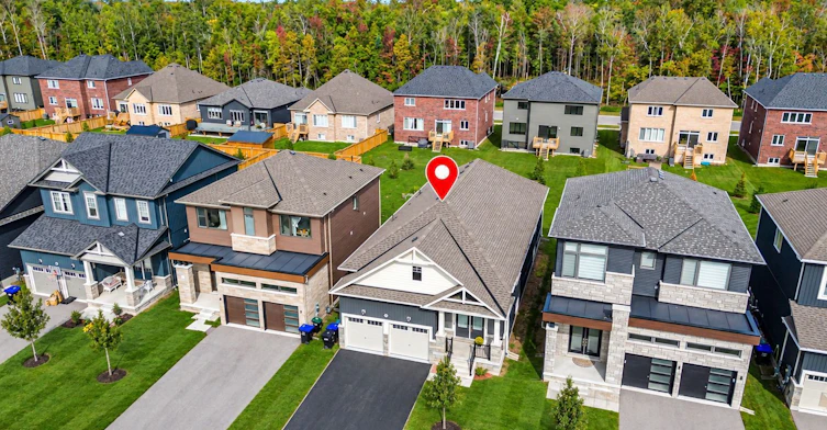 22 Simona Avenue, Wasaga Beach, ON, L9Z 0L4