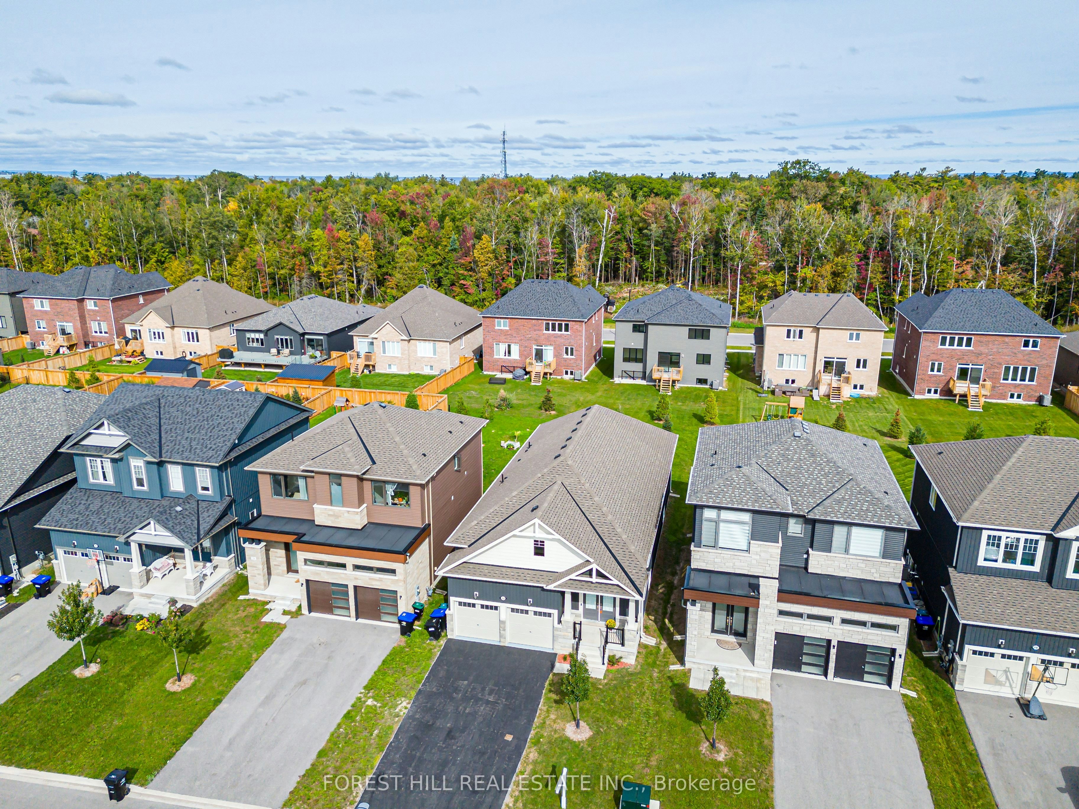 22 Simona Avenue, Wasaga Beach, ON, L9Z 0L4 - 12