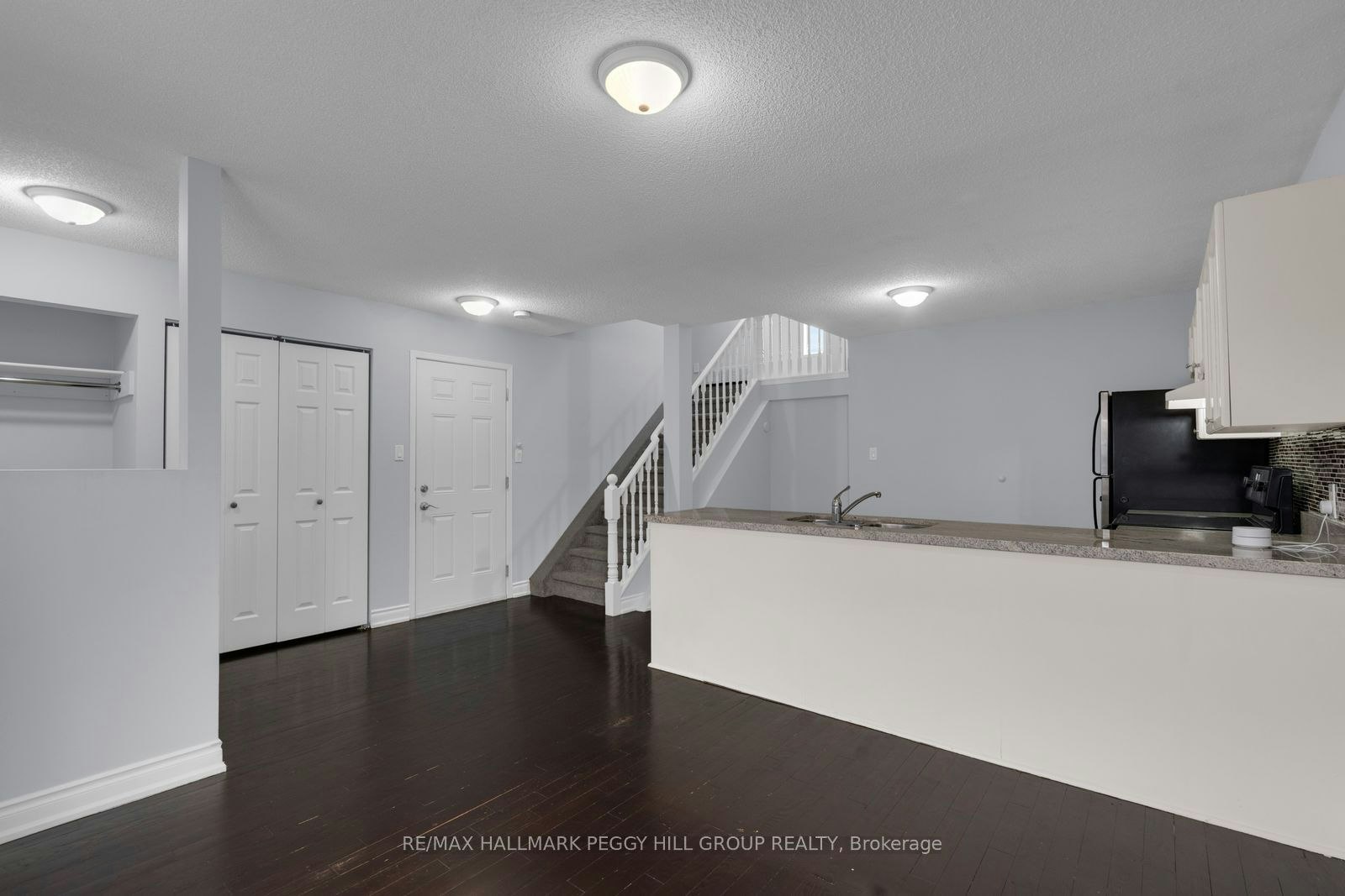 Upper-152 Madelaine Drive, Barrie, ON, L4N 0N1 - 4
