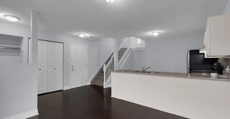 Upper-152 Madelaine Drive, Barrie, ON, L4N 0N1 - 4