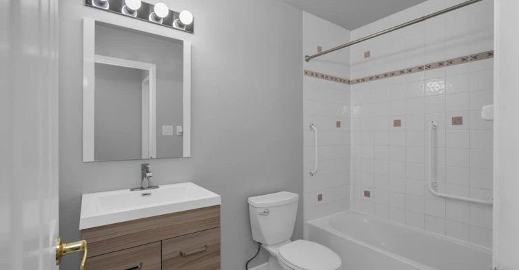 Upper-152 Madelaine Drive, Barrie, ON, L4N 0N1 - 15