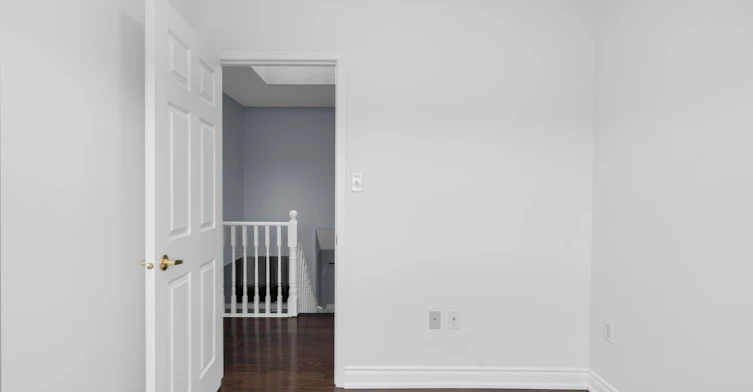 Upper-152 Madelaine Drive, Barrie, ON, L4N 0N1 - 12