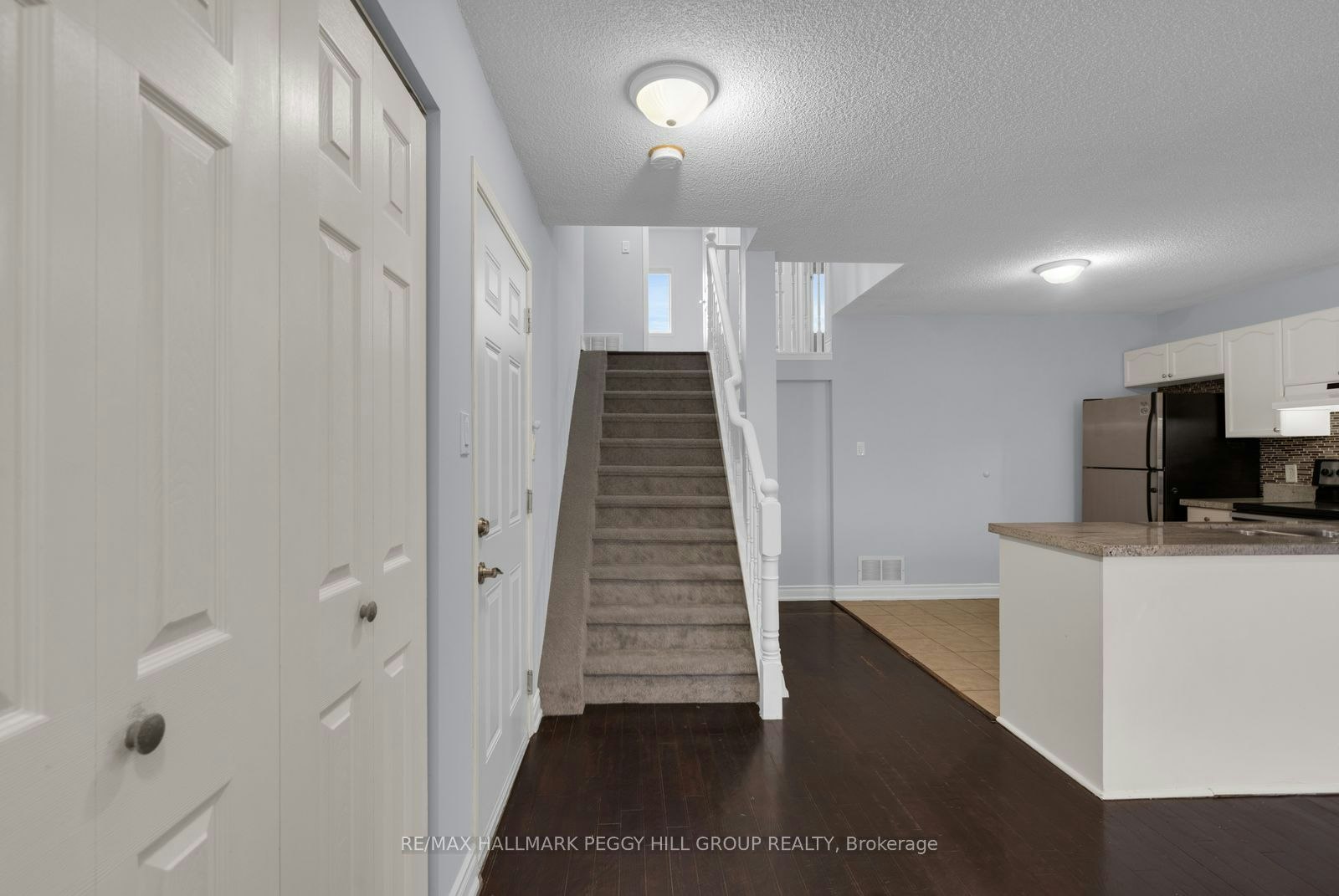Upper-152 Madelaine Drive, Barrie, ON, L4N 0N1 - 7