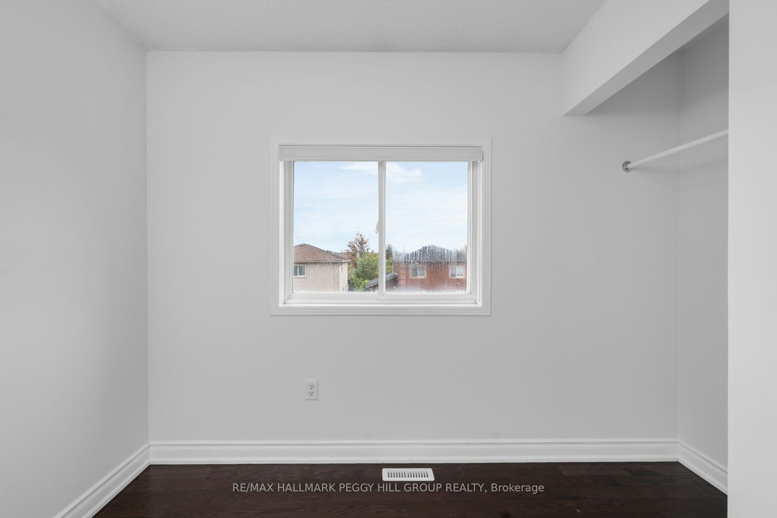 Upper-152 Madelaine Drive, Barrie, ON, L4N 0N1 - 11
