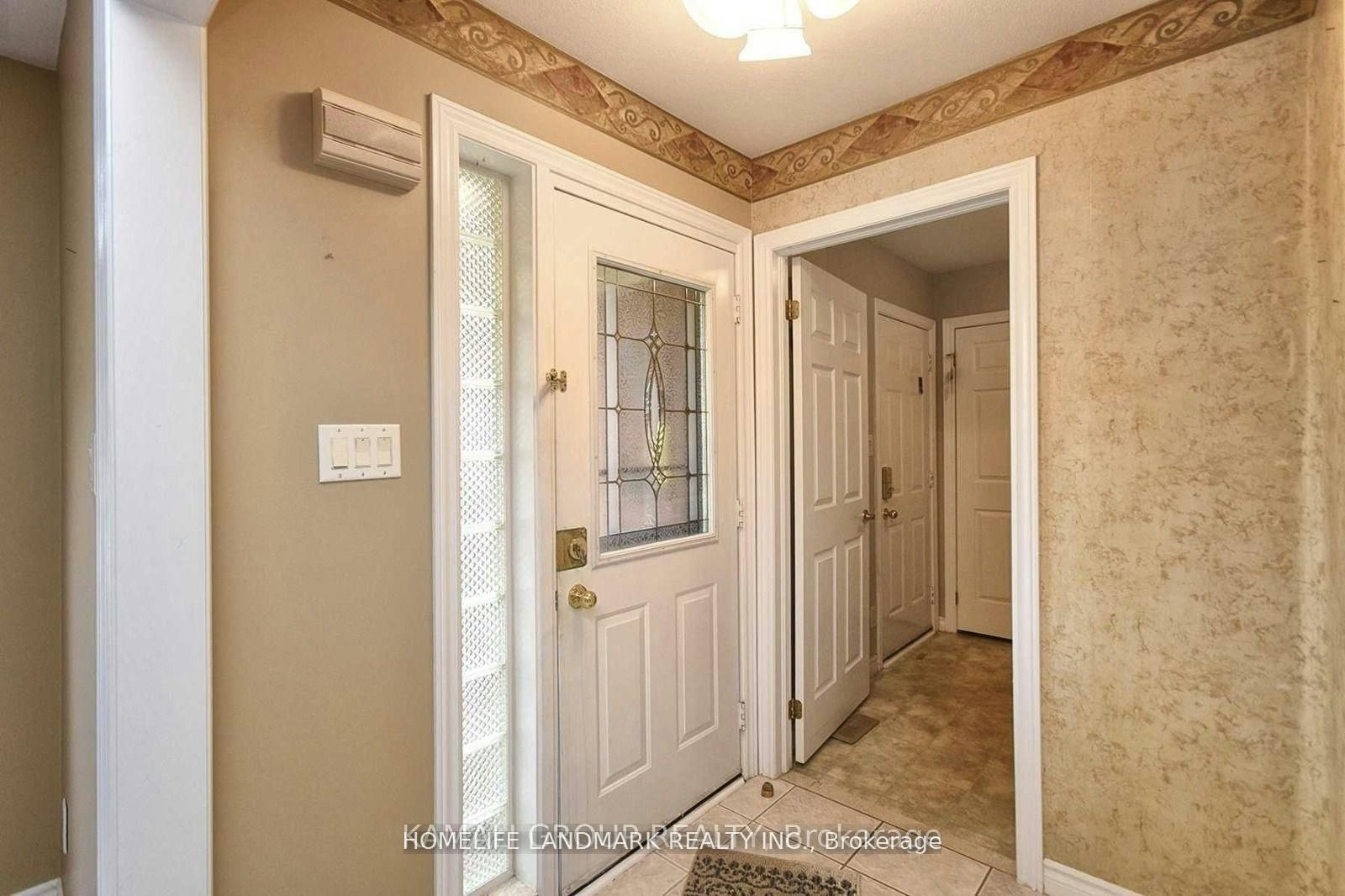72 Osprey Ridge Road, Barrie, ON, L4M 6P3 2