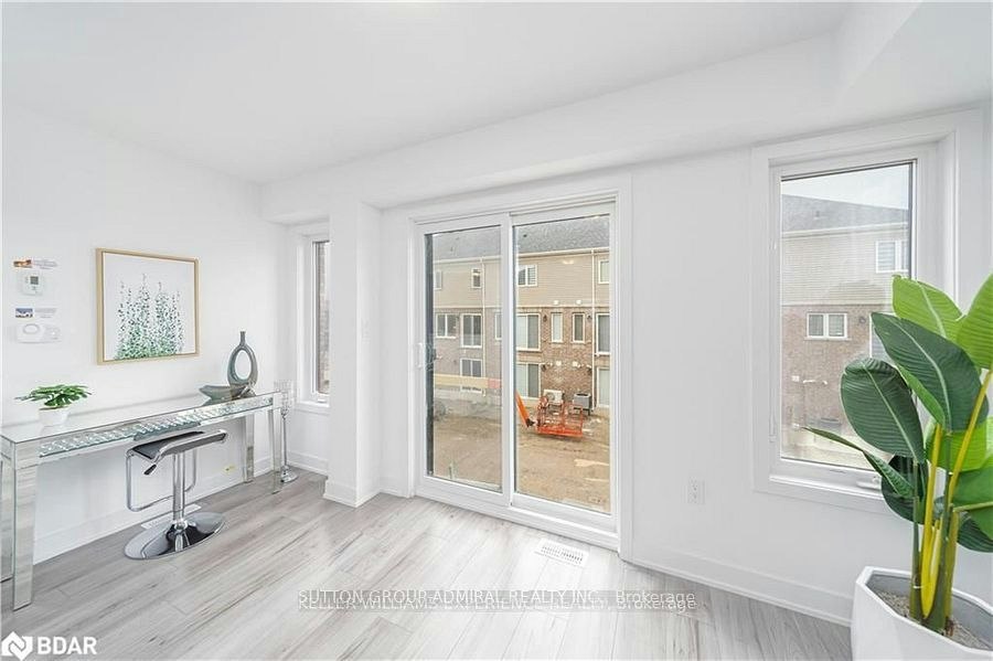 45 Hay Lane, Barrie, ON, L9J 0T6 - 9