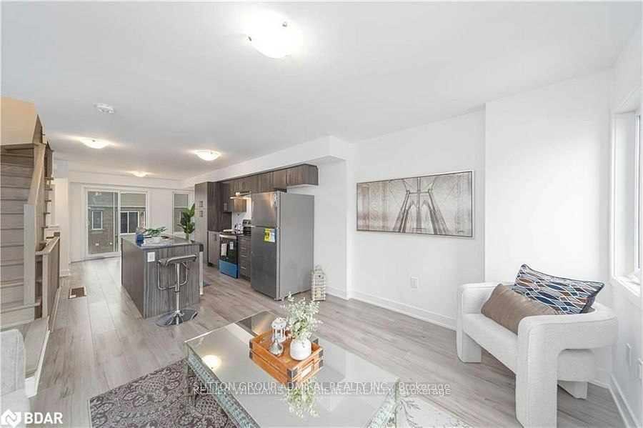 45 Hay Lane, Barrie, ON, L9J 0T6 - 14