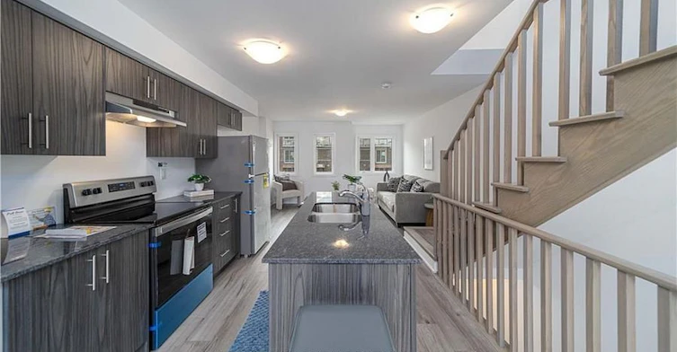 45 Hay Lane, Barrie, ON, L9J 0T6 - 10