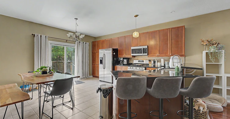 Upper-65 Jessica Drive, Barrie, ON, L4N 5T3 - 2