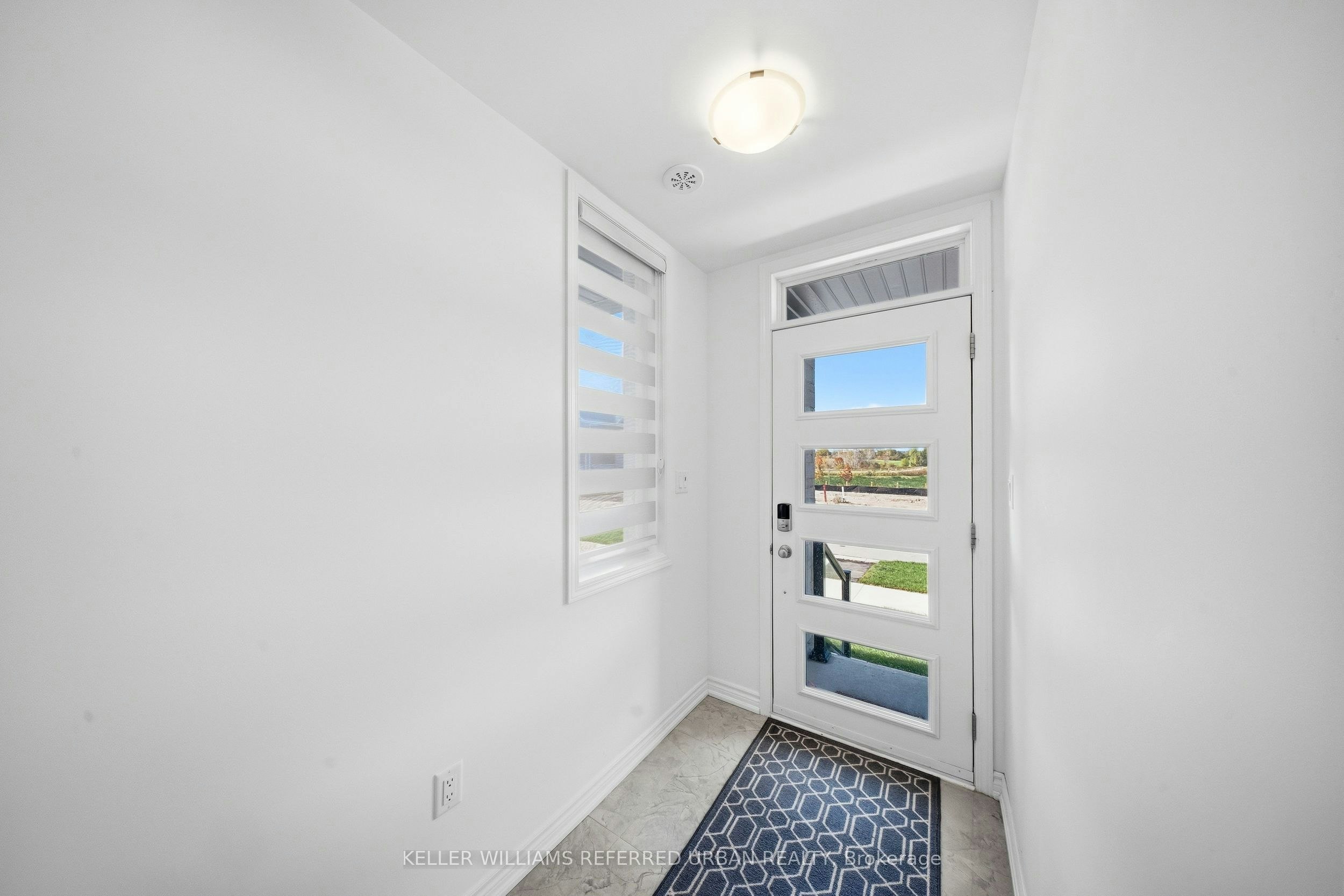61 Vinewood Crescent, Barrie, ON, L9J 0B7 4