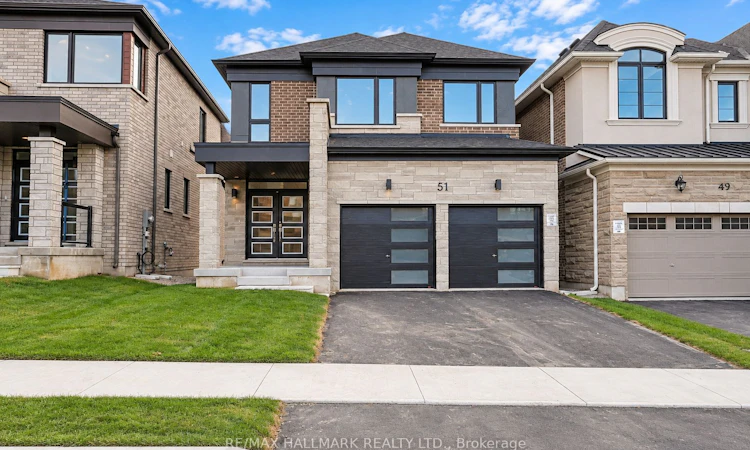51 Gretzky Avenue