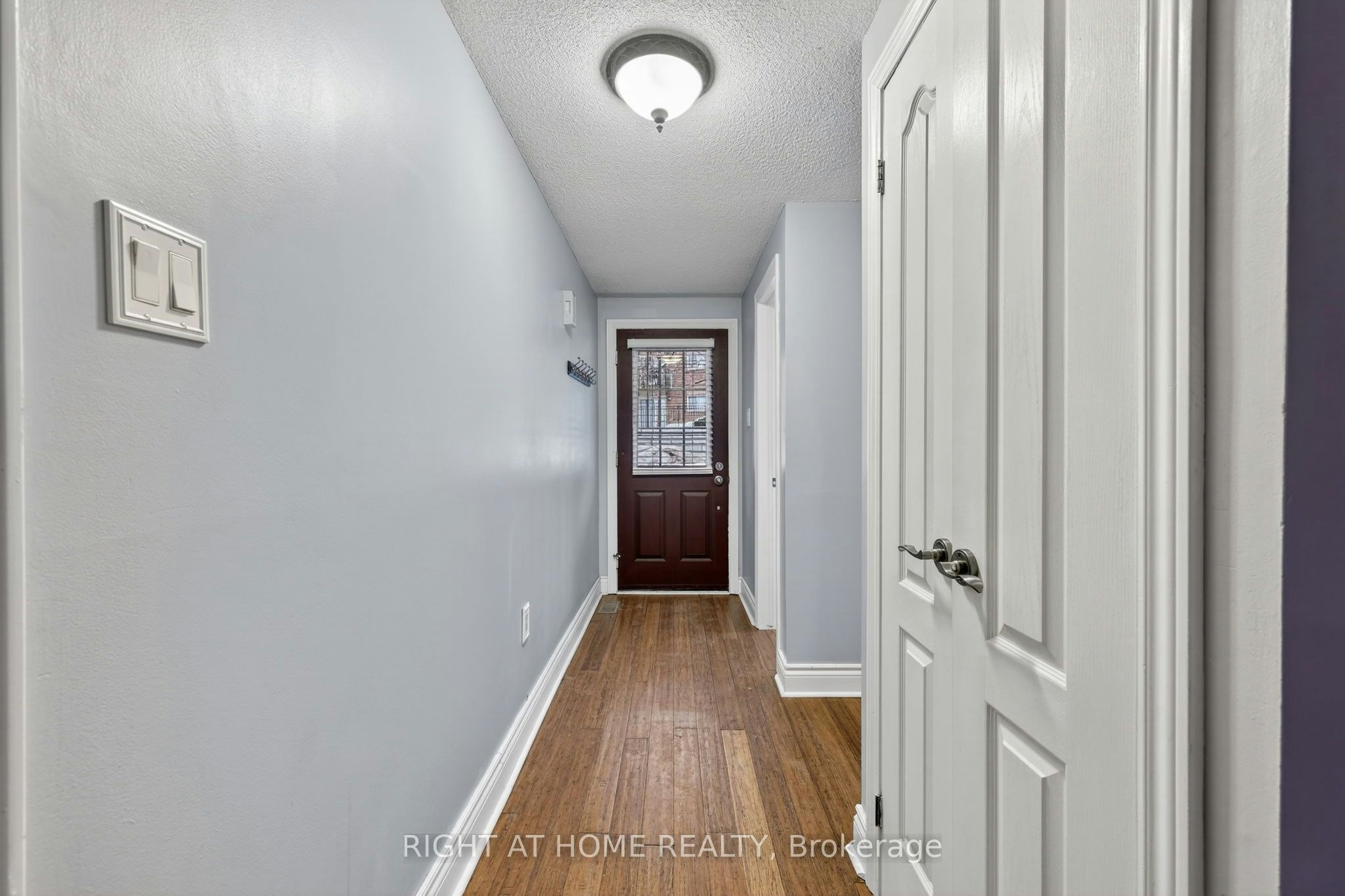 10-32 Sawmill Road, Barrie, ON, L4N 6X3 - 2