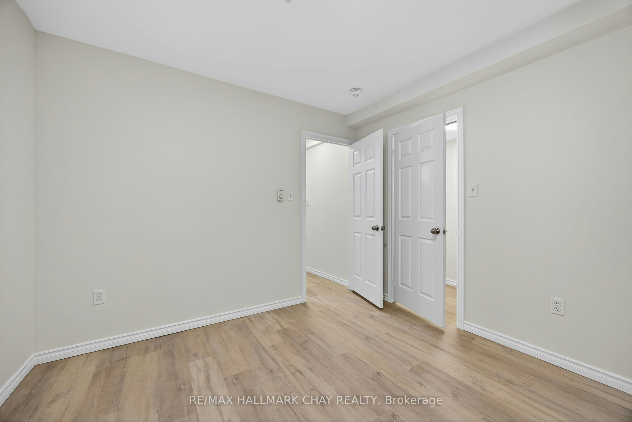 Lower-158 Pringle Drive, Barrie, ON, L4N 0R3 - 8