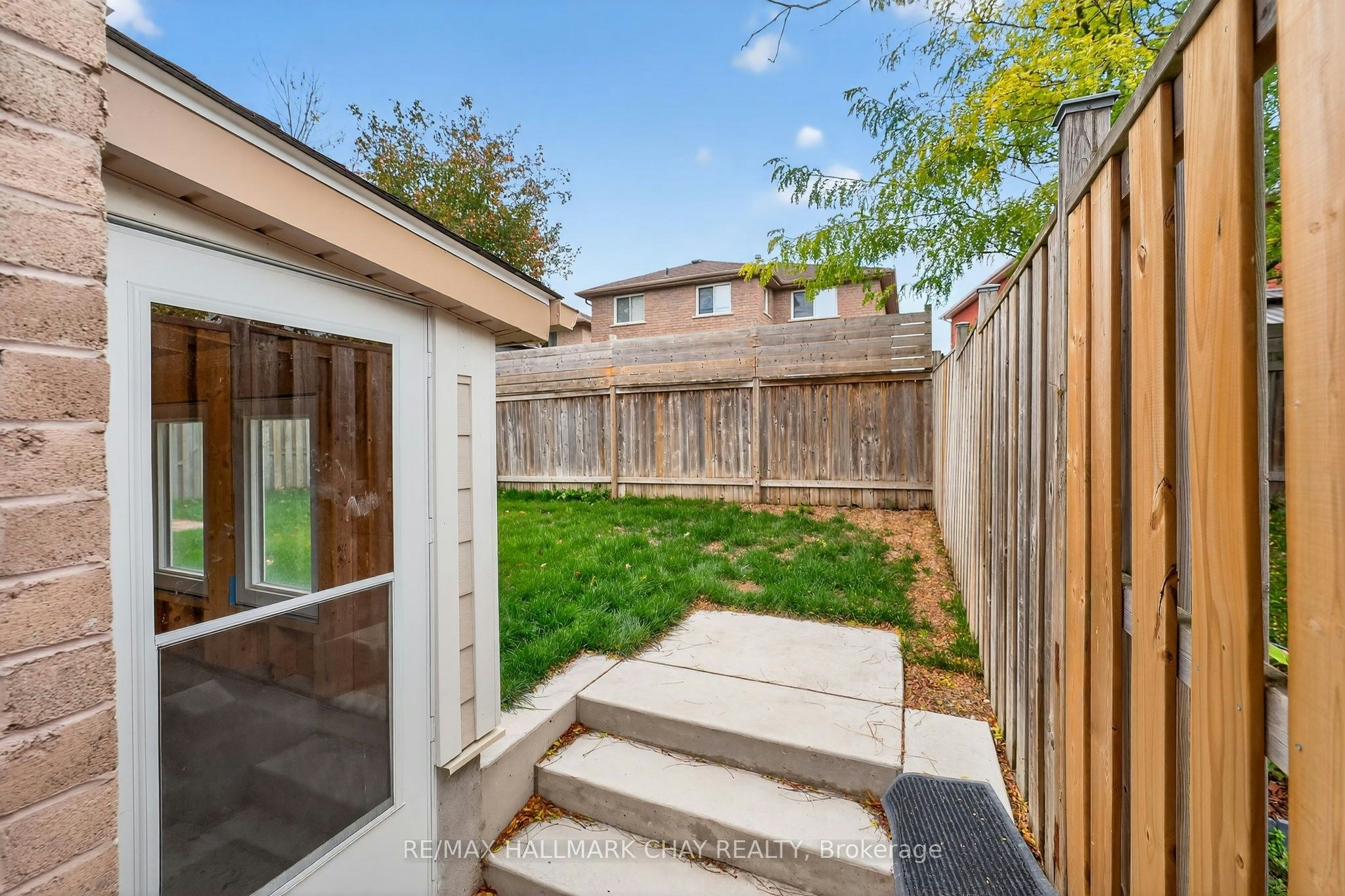 Lower-158 Pringle Drive, Barrie, ON, L4N 0R3 - 2
