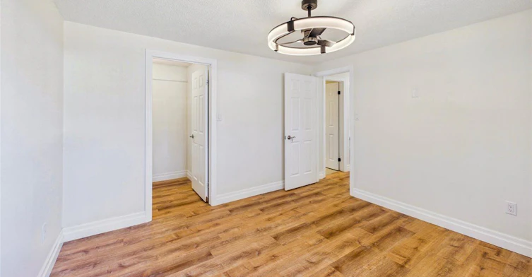Upper-46 Ridgeway Avenue, Barrie, ON, L4N 5L2 - 12