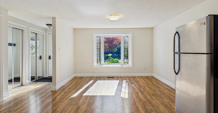 Upper-46 Ridgeway Avenue, Barrie, ON, L4N 5L2 - 9