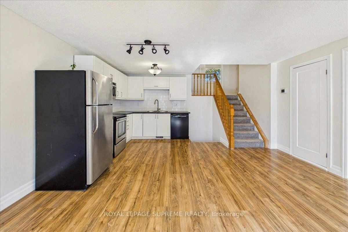Upper-46 Ridgeway Avenue, Barrie, ON, L4N 5L2 - 6