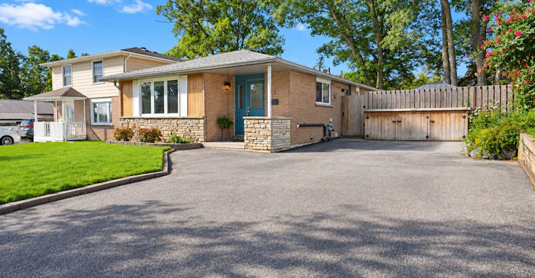 LOWER-11 Daphne Crescent, Barrie, ON, L4M 2Y7