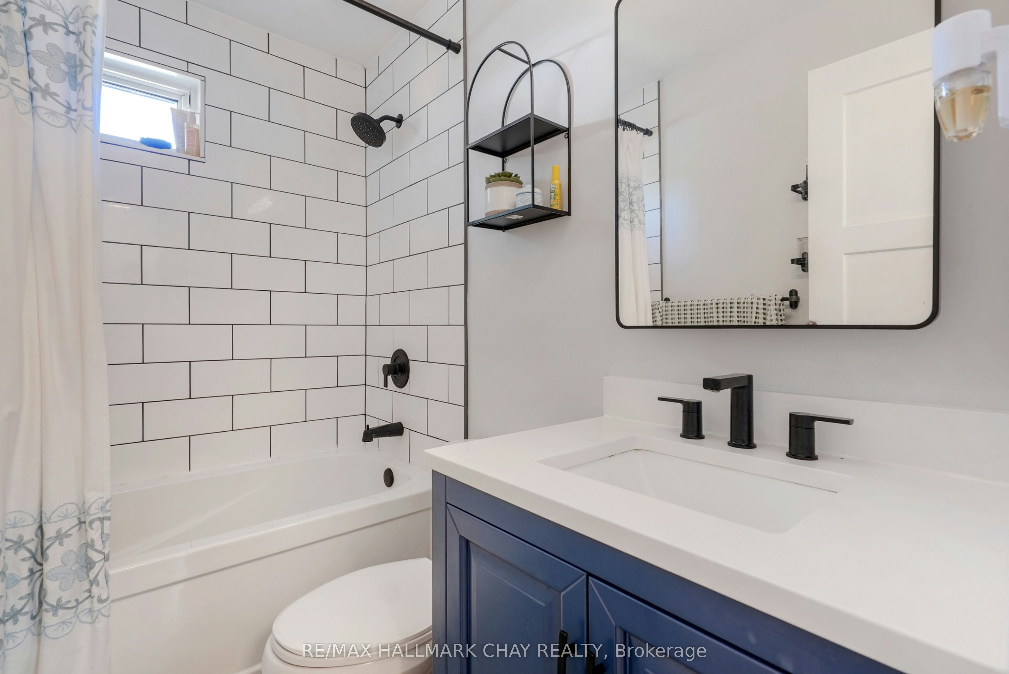 UPPER-11 Daphne Crescent, Barrie, ON, L4M 2Y7 - 19