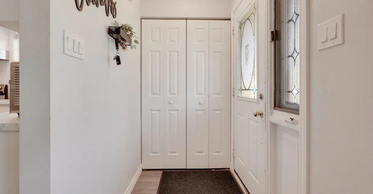 UPPER-11 Daphne Crescent, Barrie, ON, L4M 2Y7 - 4
