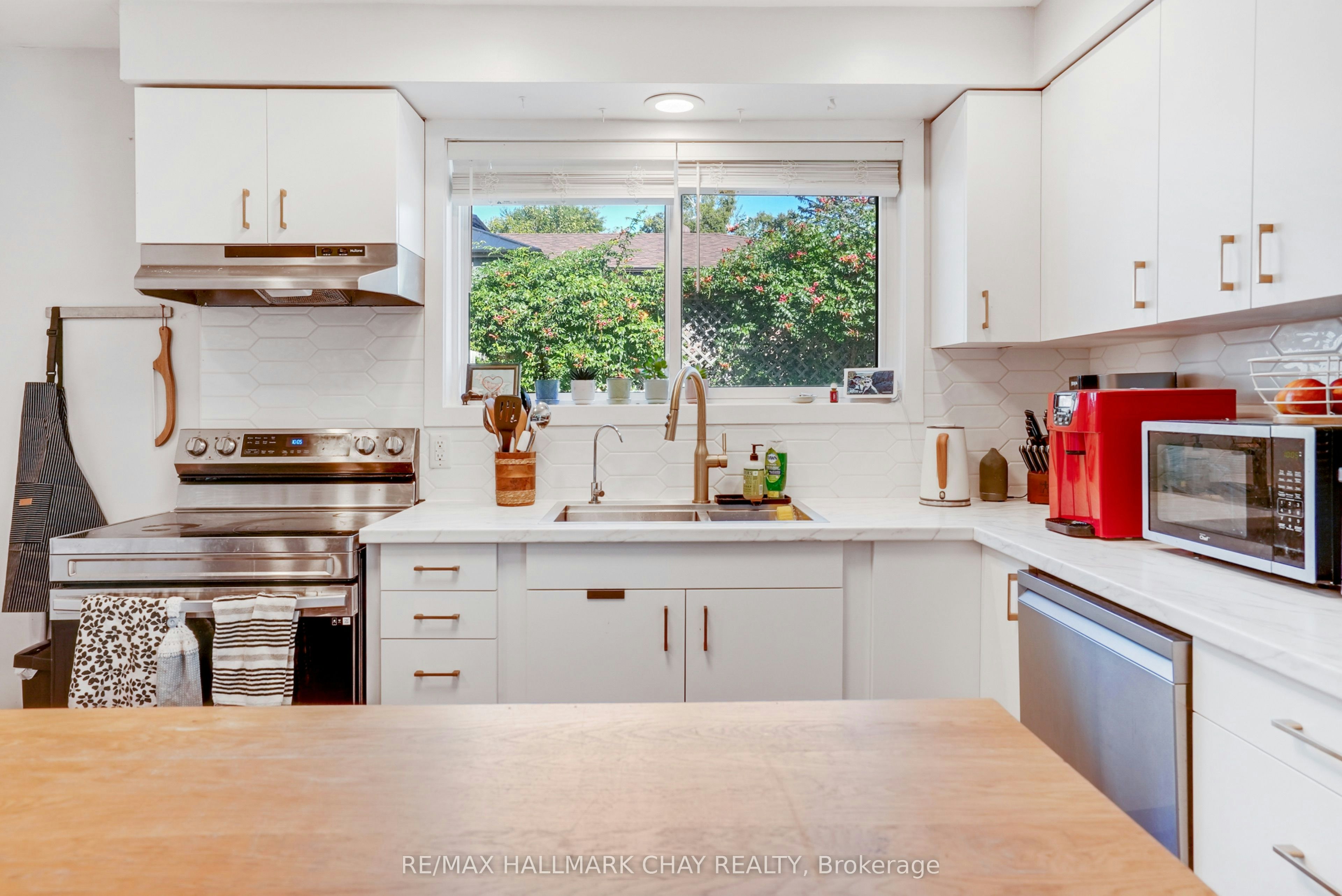 UPPER-11 Daphne Crescent, Barrie, ON, L4M 2Y7 - 14