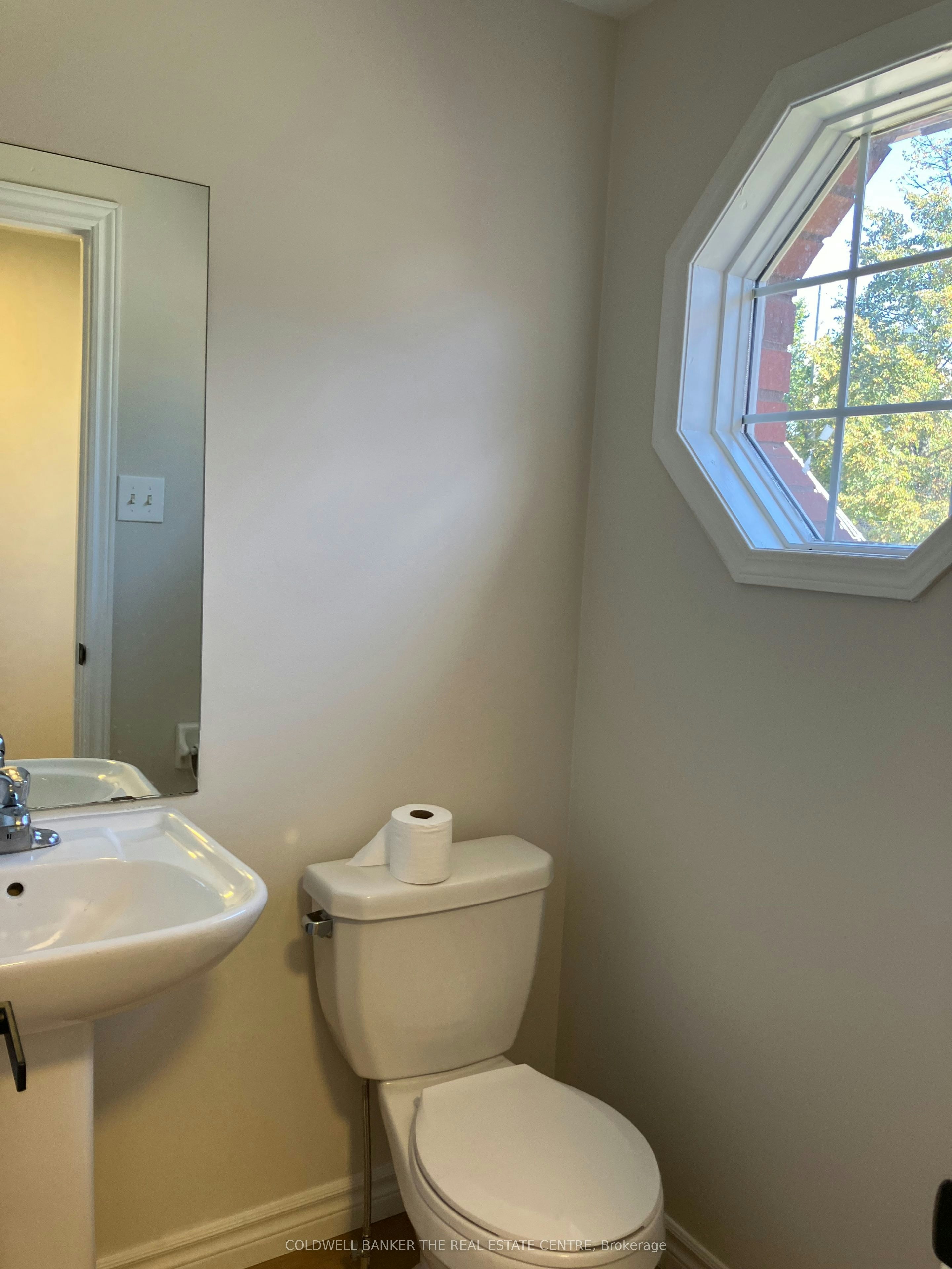 141 Black Cherry Crescent, Barrie, ON, L4N 9L1 - 6