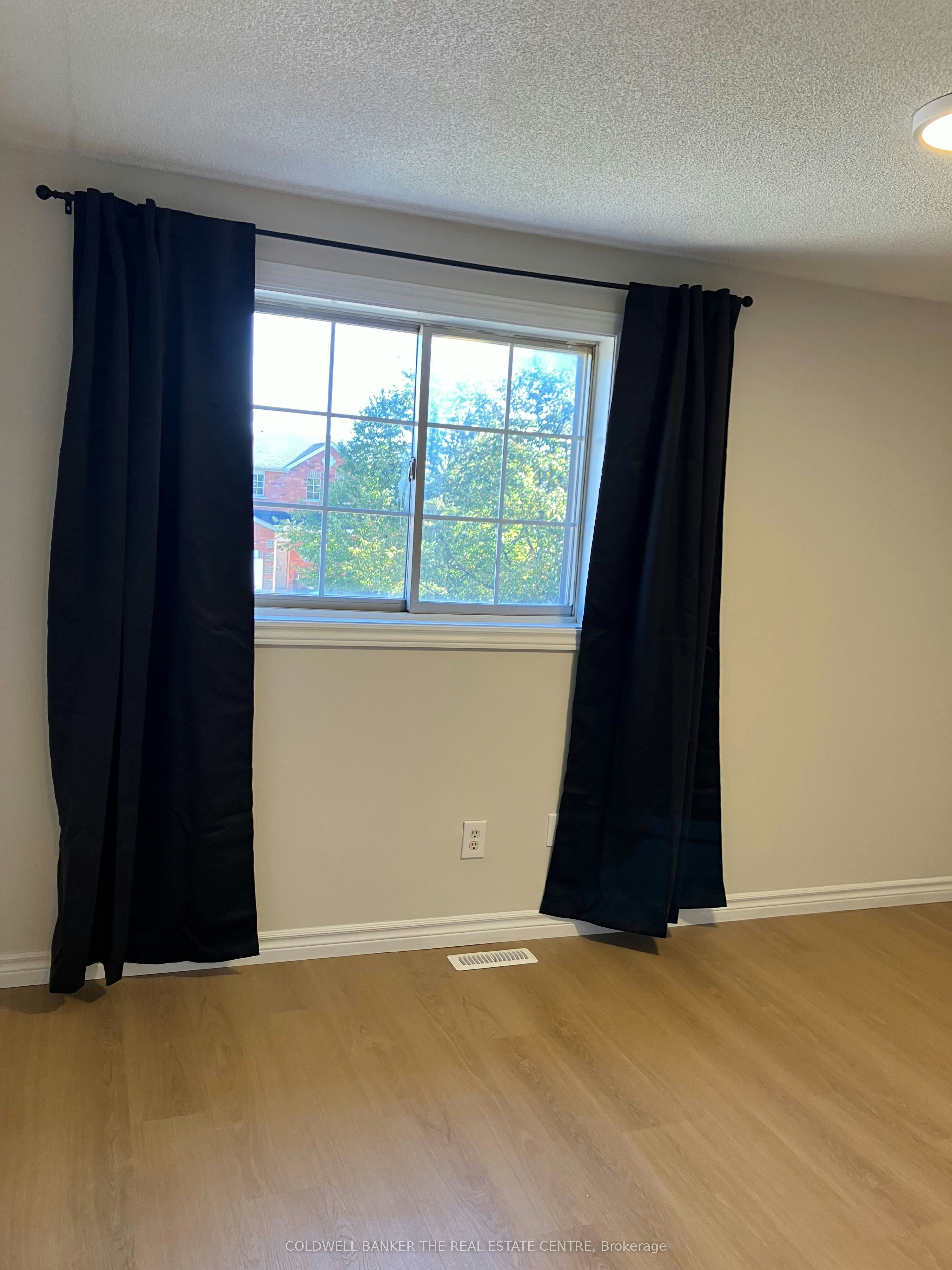 141 Black Cherry Crescent, Barrie, ON, L4N 9L1 - 7