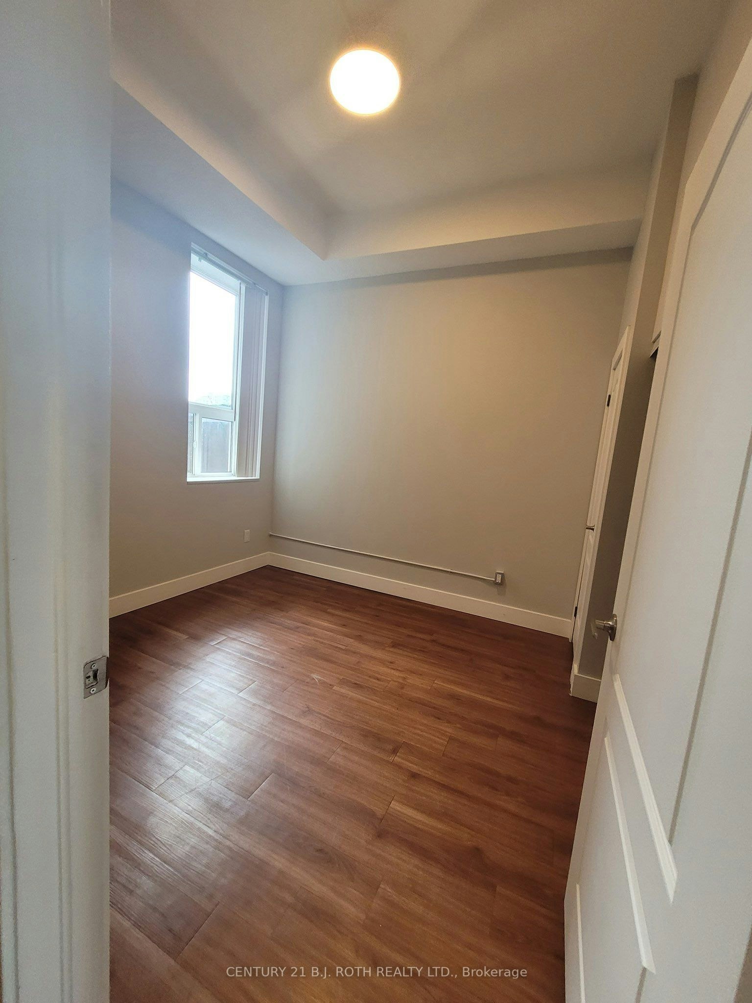203-19 Dunlop Street W, Barrie, ON, L4N 1A1 - 7