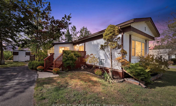 1 Georgian Glen Drive
